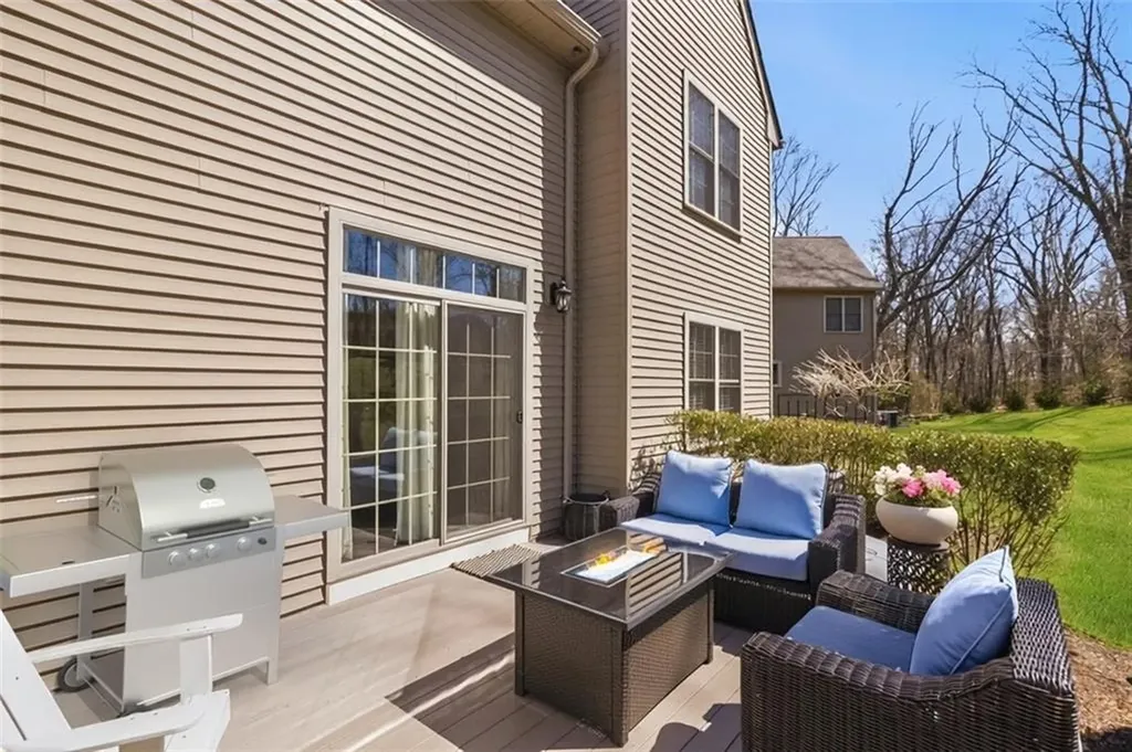 80 Conley Avenue Cranston RI 02921