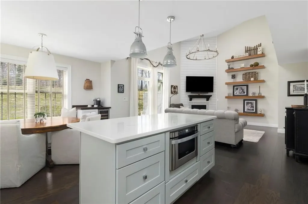 80 Conley Avenue Cranston RI 02921