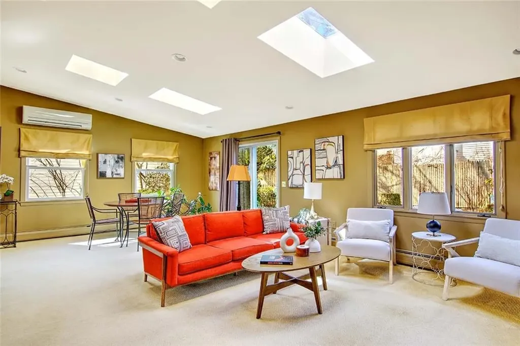 470 Cole Avenue Providence RI 02906