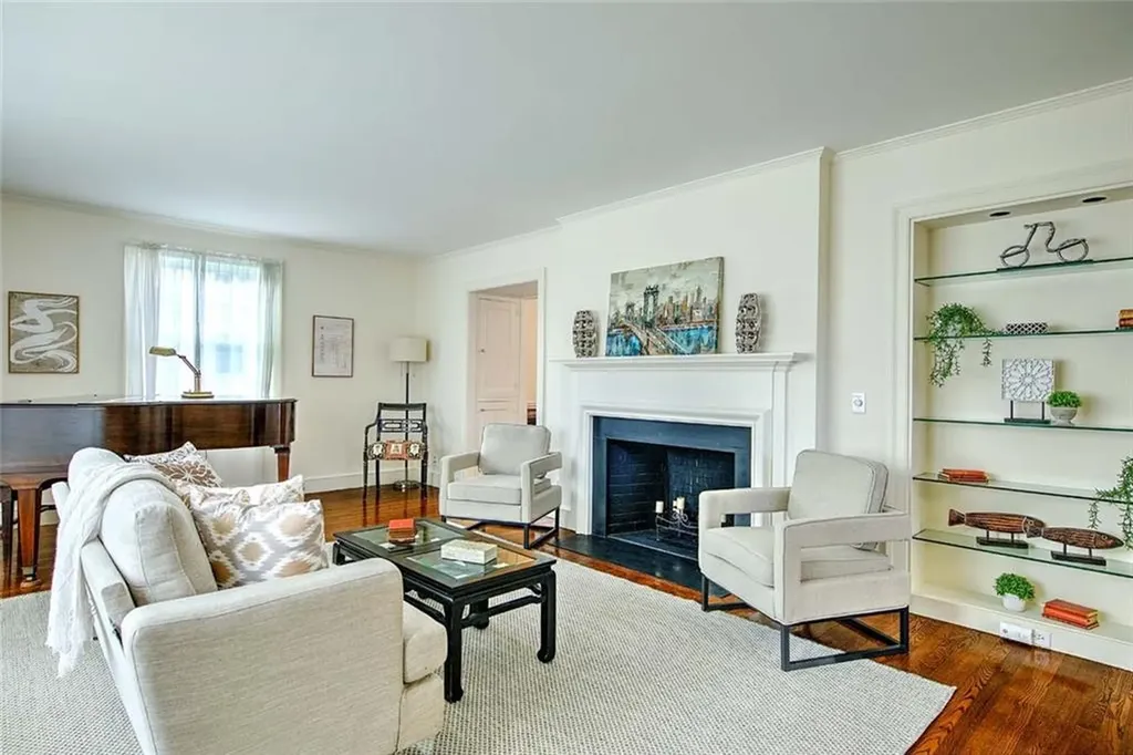 470 Cole Avenue Providence RI 02906