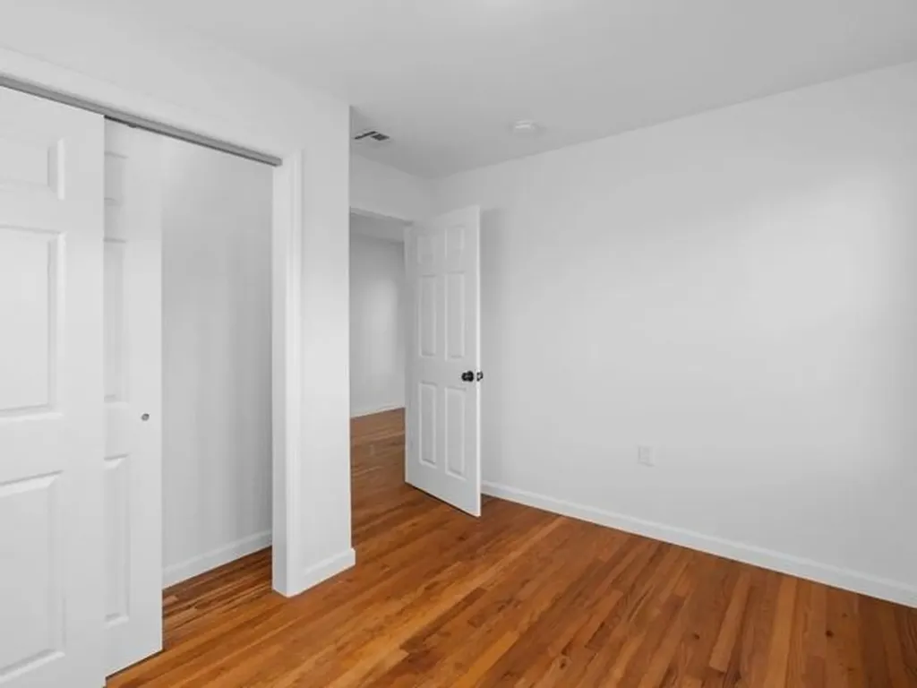 24 Saint James Street Providence RI 02907