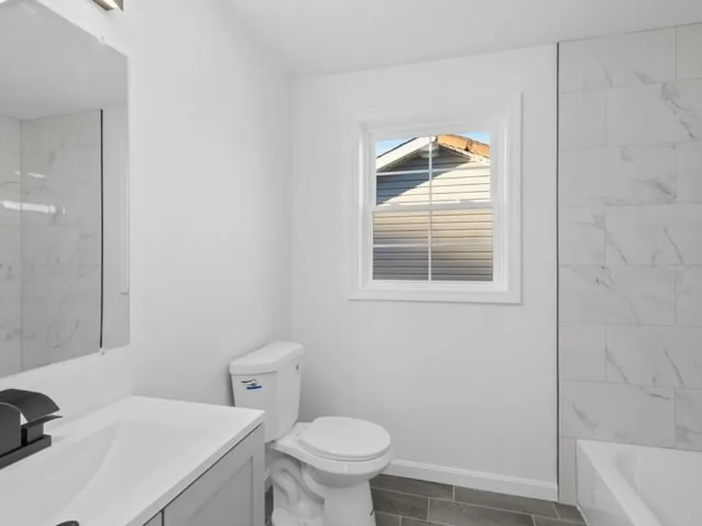 24 Saint James Street Providence RI 02907