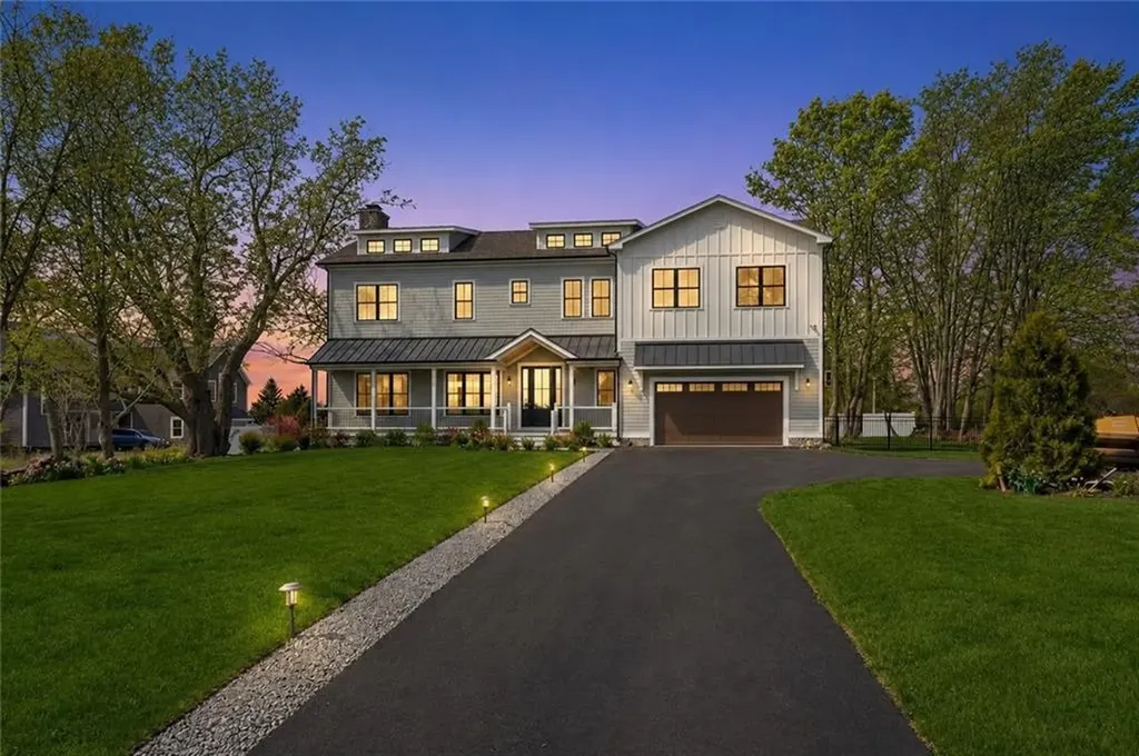 980 Green End Avenue Middletown RI 02842