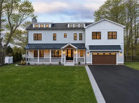 980 Green End Avenue Middletown RI 02842