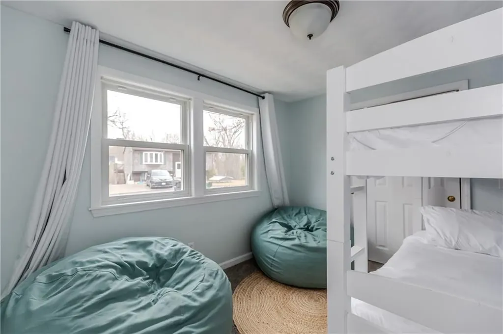 422 Lake Shore Drive Warwick RI 02889
