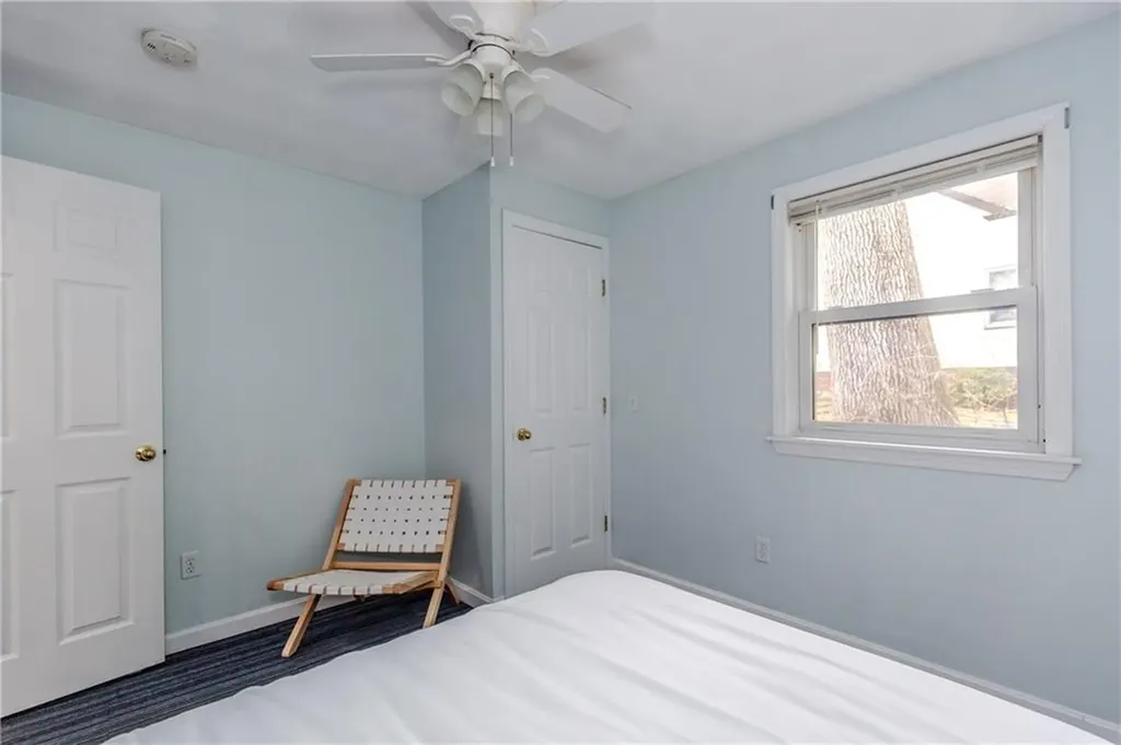 422 Lake Shore Drive Warwick RI 02889