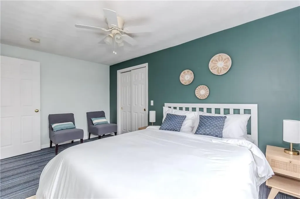 422 Lake Shore Drive Warwick RI 02889