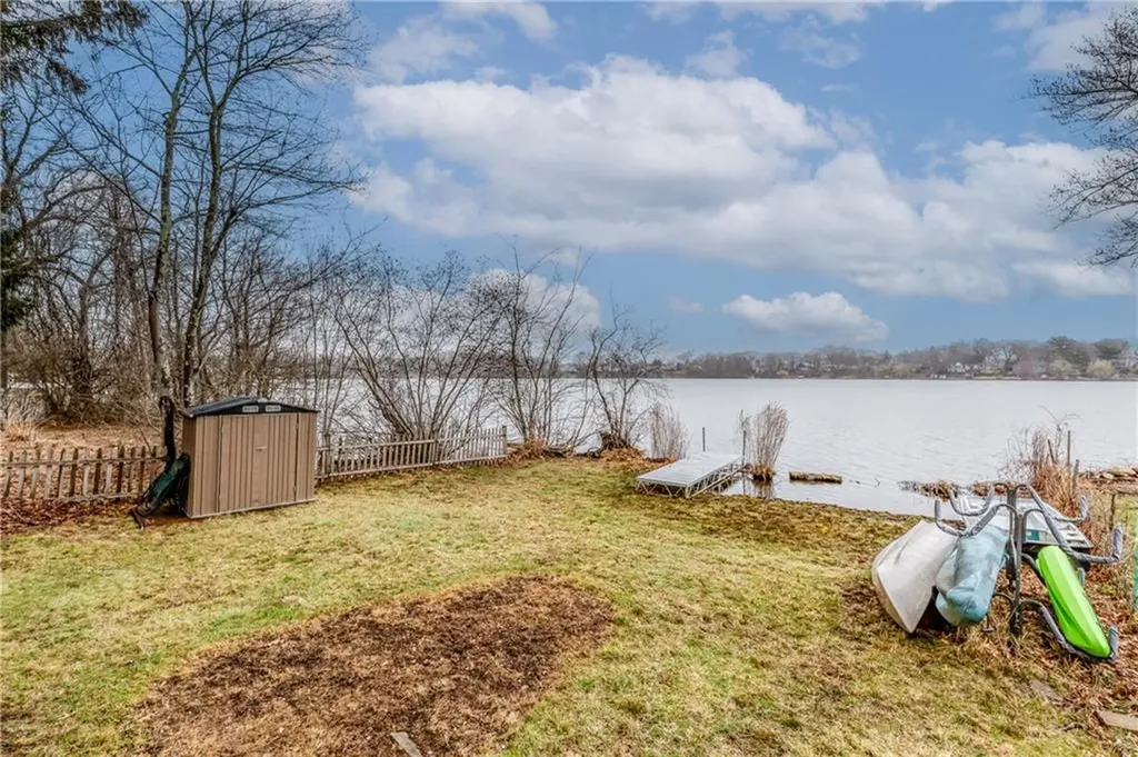 422 Lake Shore Drive Warwick RI 02889
