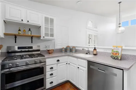 115 Cardinal Drive North Kingstown RI 02852