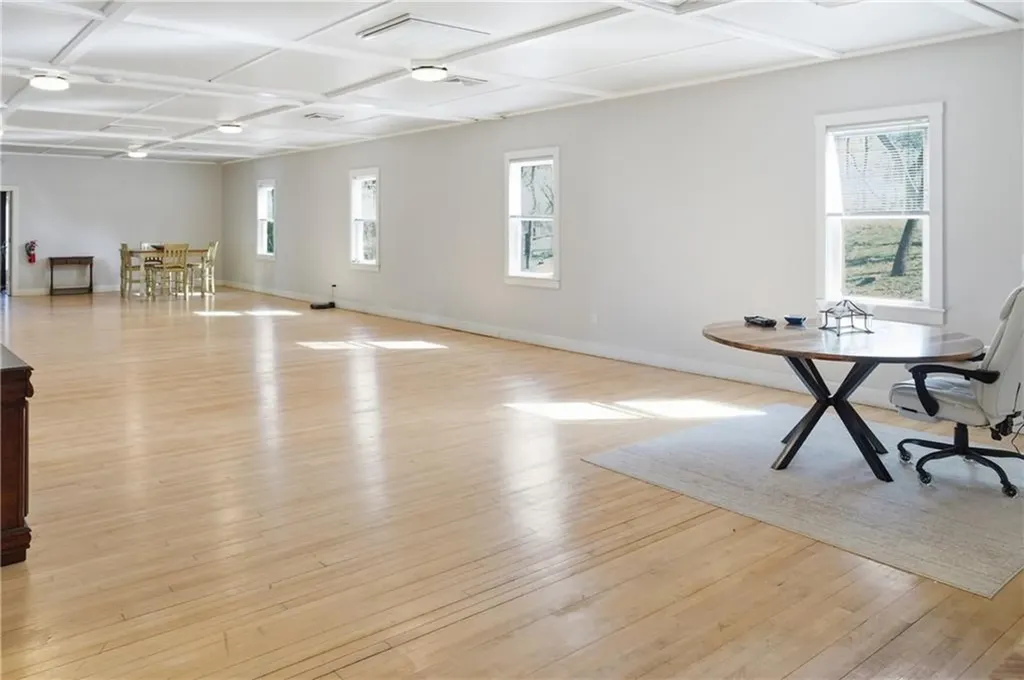 35 Dyer Street Portsmouth RI 02871
