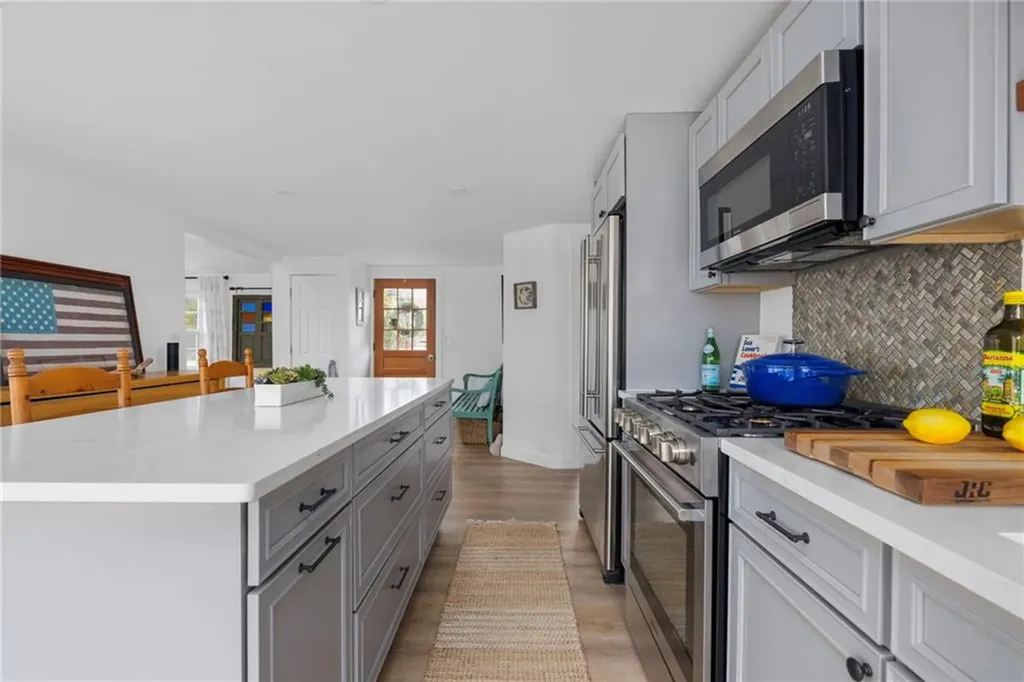 13 Starboard Avenue Jamestown RI 02835