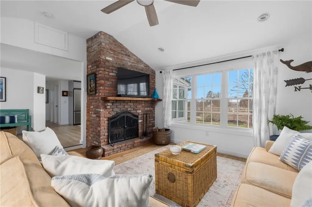 13 Starboard Avenue Jamestown RI 02835