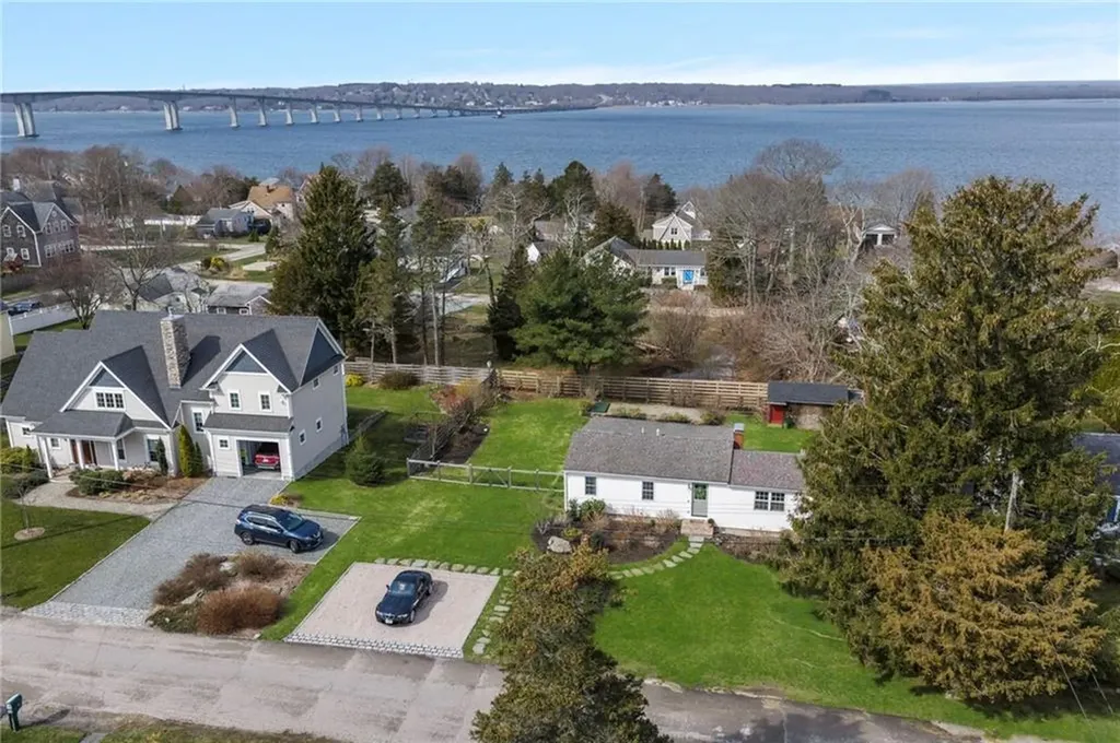 13 Starboard Avenue Jamestown RI 02835