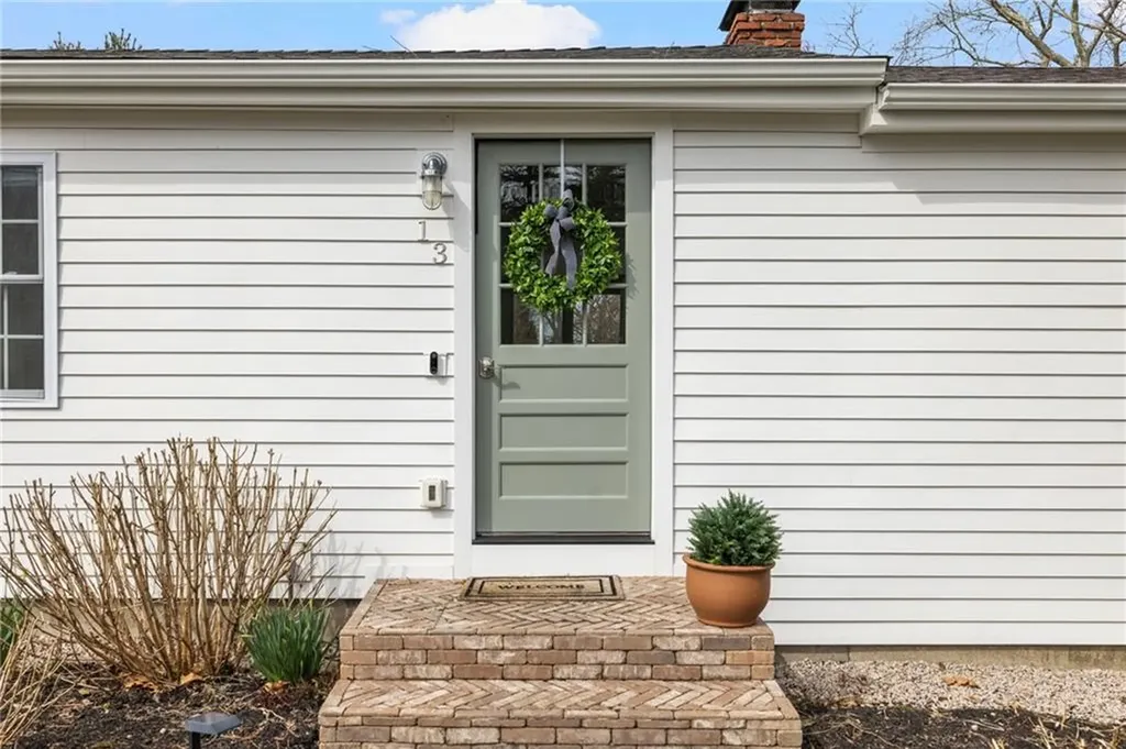 13 Starboard Avenue Jamestown RI 02835