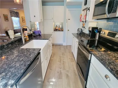 18 Palmer Street Newport RI 02840