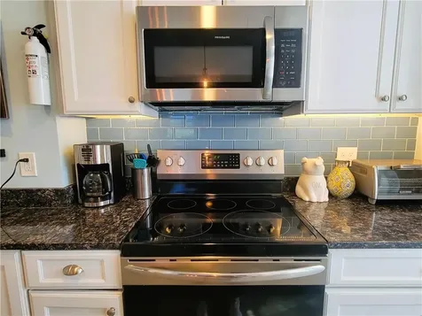 18 Palmer Street Newport RI 02840