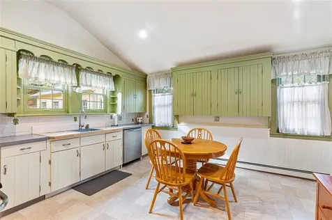 228 Rodman Street South Kingstown RI 02879