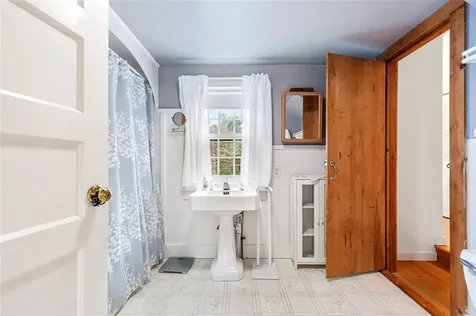 228 Rodman Street South Kingstown RI 02879