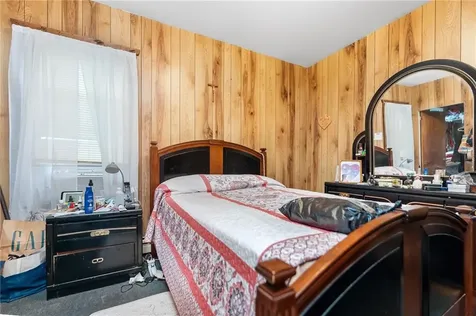 518 Lonsdale Avenue Pawtucket RI 02863