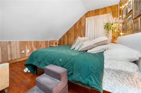 518 Lonsdale Avenue Pawtucket RI 02863