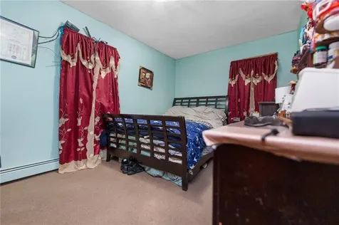 518 Lonsdale Avenue Pawtucket RI 02863