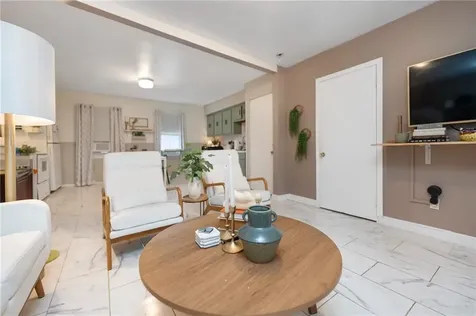 518 Lonsdale Avenue Pawtucket RI 02863