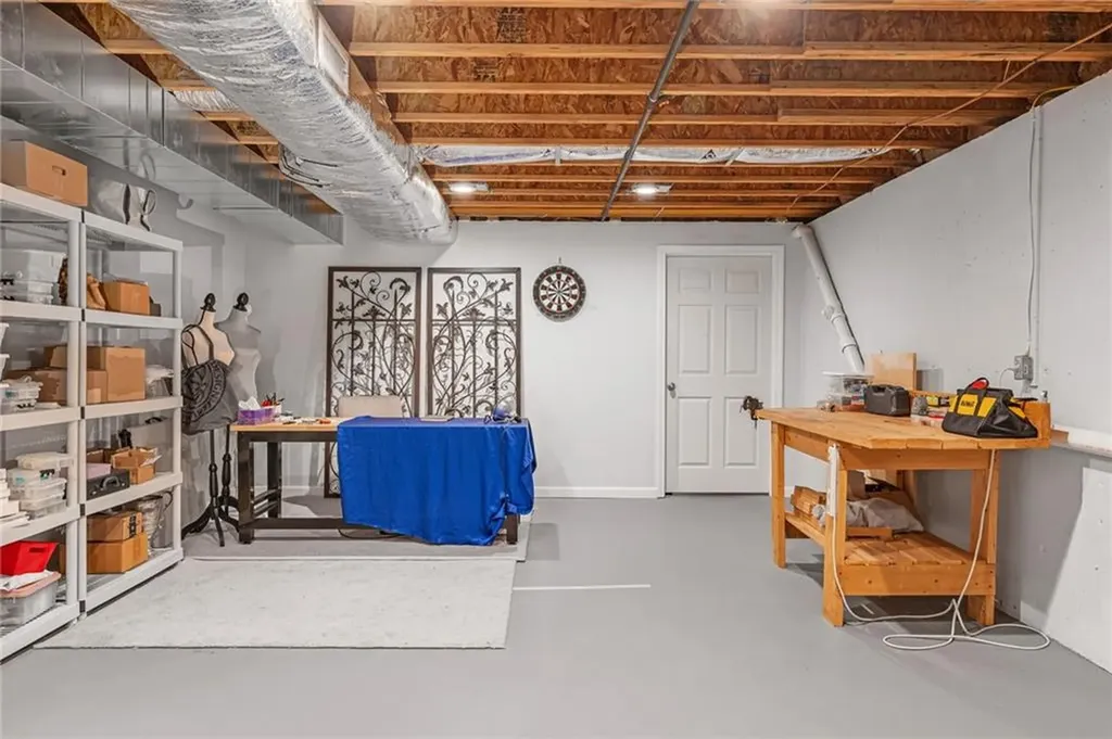 3 Jessica Lane Narragansett RI 02882