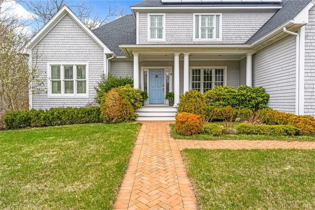3 Jessica Lane Narragansett RI 02882