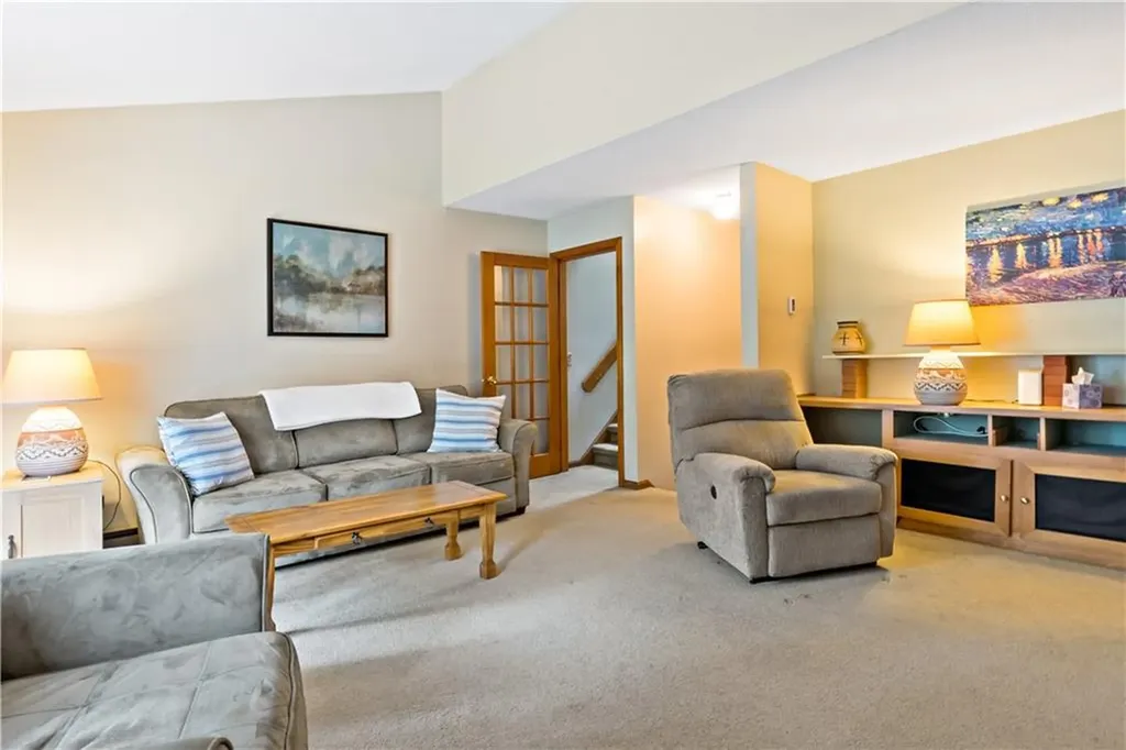 50 South Bay Drive Narragansett RI 02882