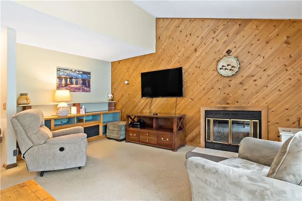 50 South Bay Drive Narragansett RI 02882