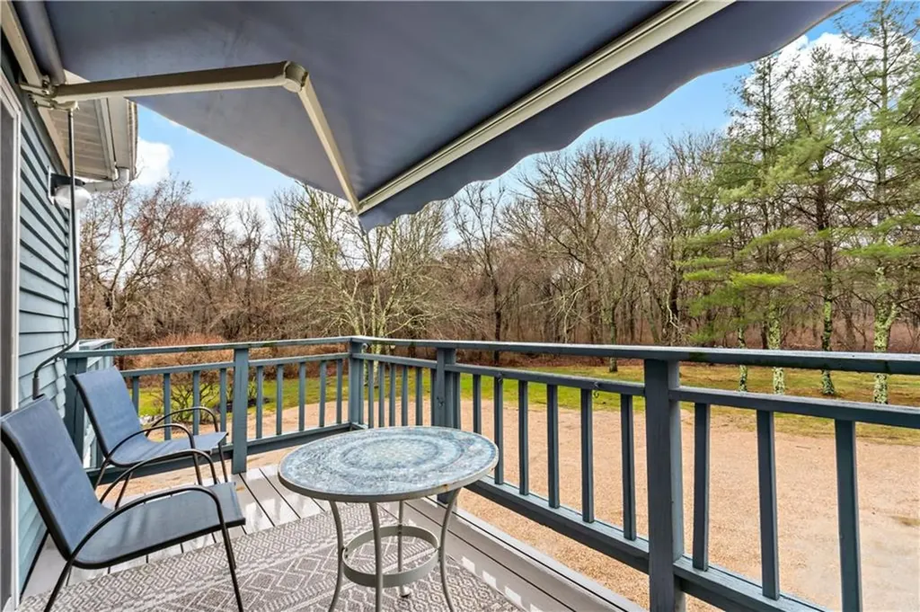 50 South Bay Drive Narragansett RI 02882