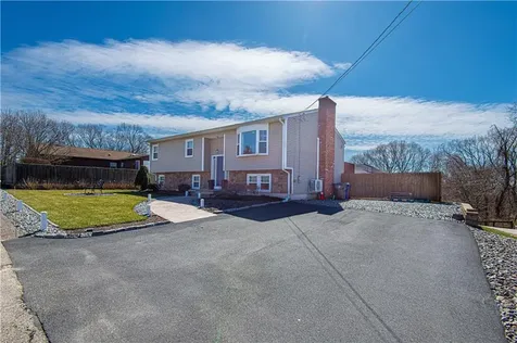 58 Schofield Street West Warwick RI 02893