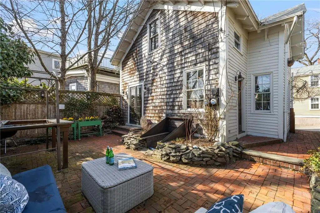 51 William Street Newport RI 02840