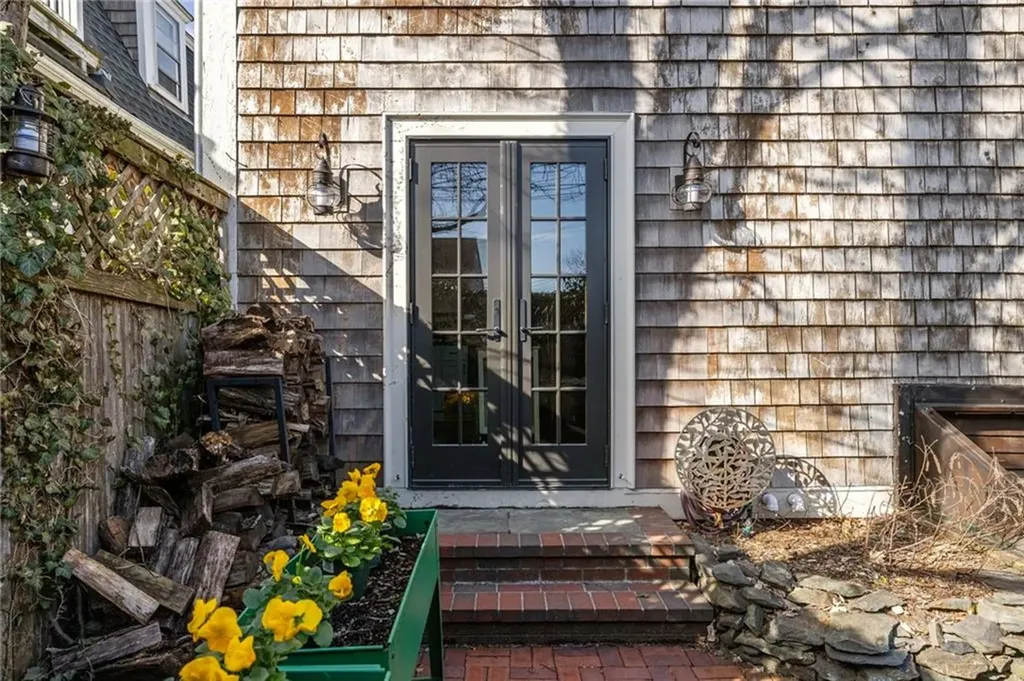 51 William Street Newport RI 02840