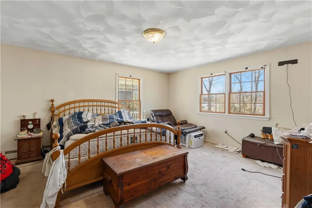 40 Fleetwood Drive North Kingstown RI 02874