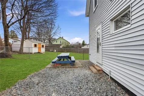 128 Cleveland Street Woonsocket RI 02895