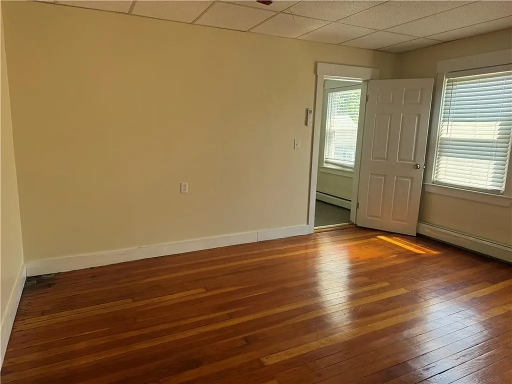 38 40 Freebody Street Newport RI 02840