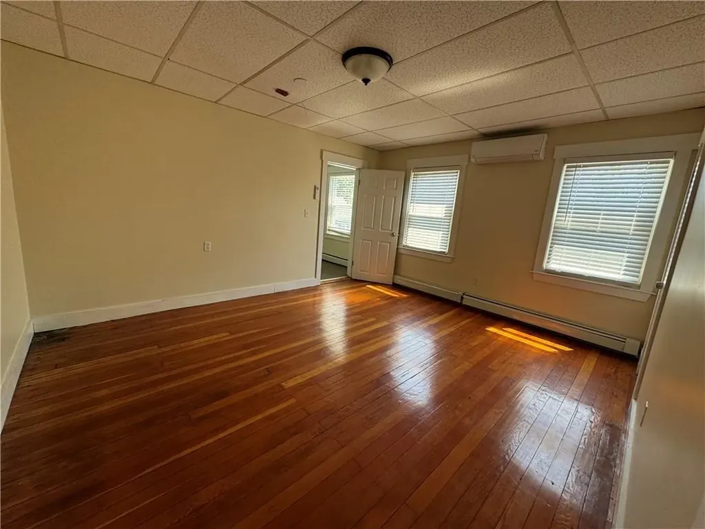 38 40 Freebody Street Newport RI 02840