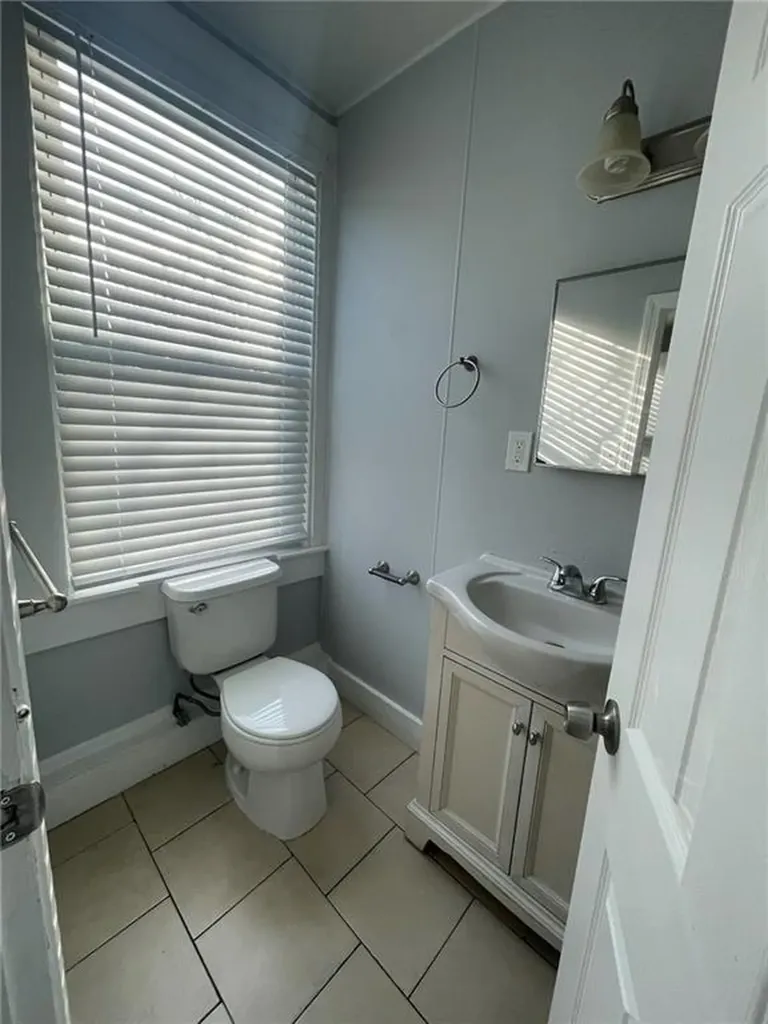 38 40 Freebody Street Newport RI 02840