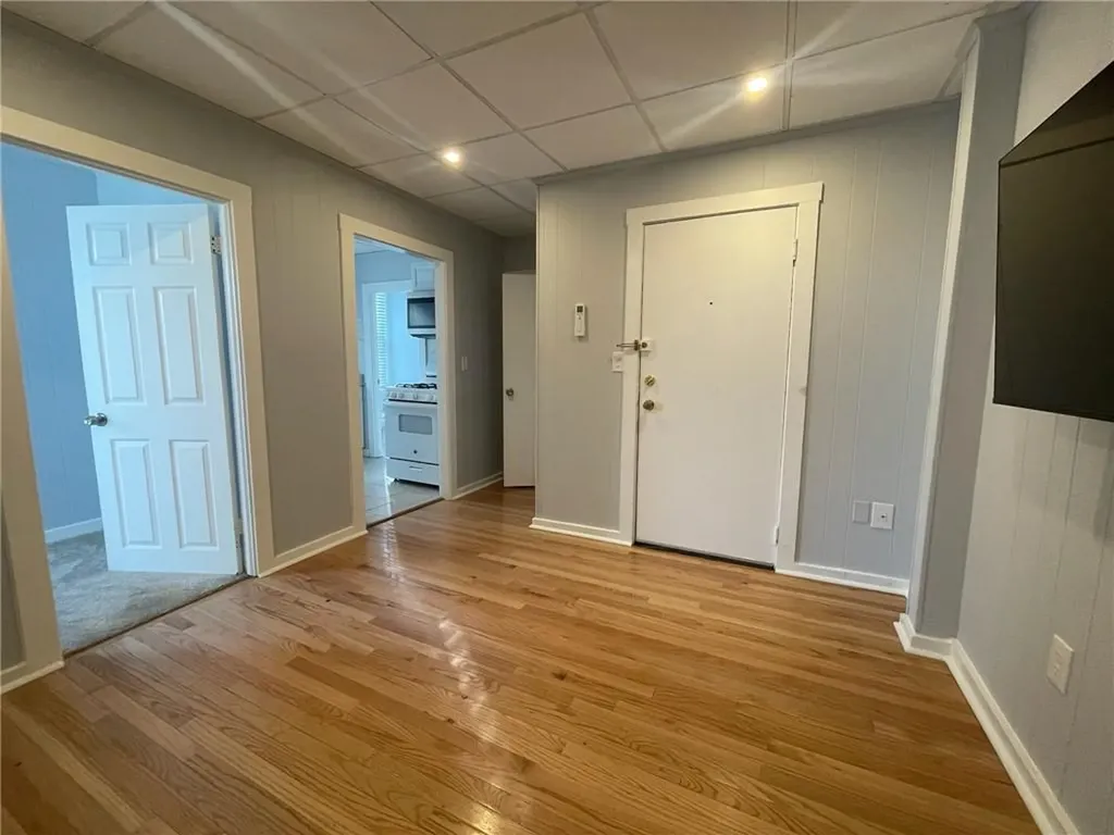 38 40 Freebody Street Newport RI 02840