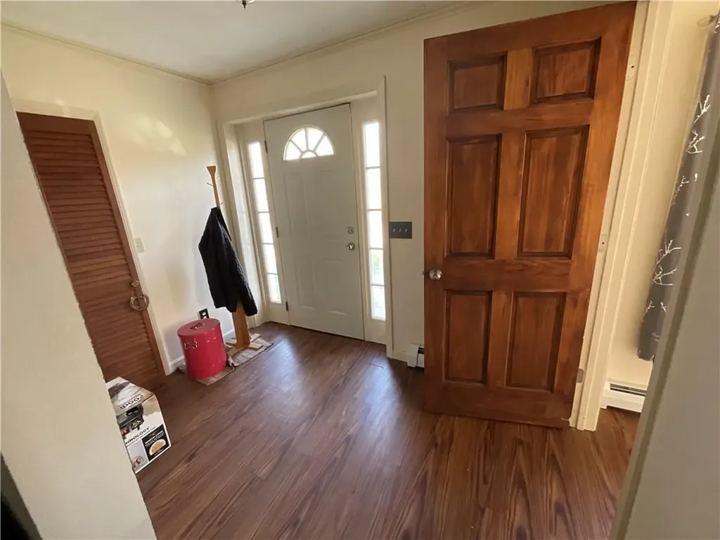 1567 Plainfield Pike Scituate RI 02857