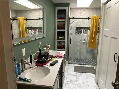 1567 Plainfield Pike Scituate RI 02857