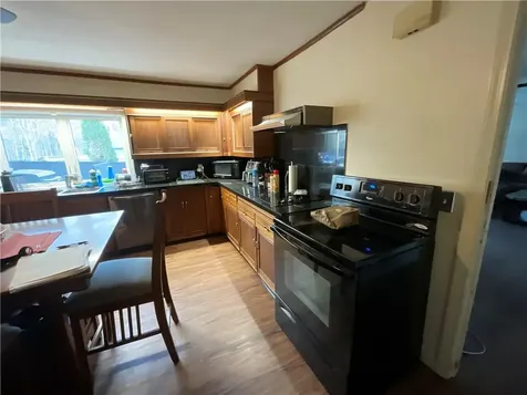 1567 Plainfield Pike Scituate RI 02857