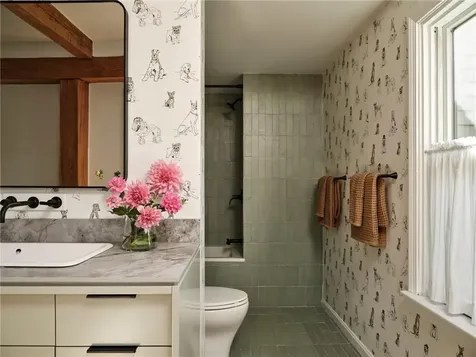 296 Stoney Holllow Road Tiverton RI 02878