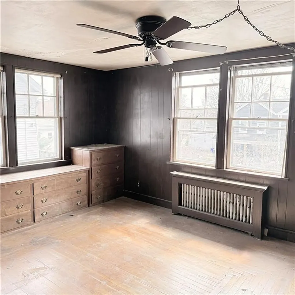 7 Shippee Avenue West Warwick RI 02893