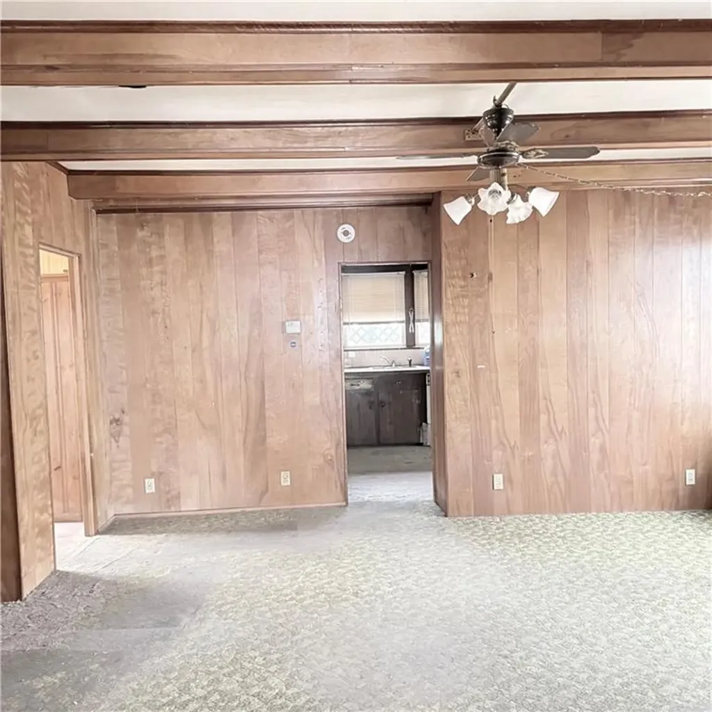7 Shippee Avenue West Warwick RI 02893