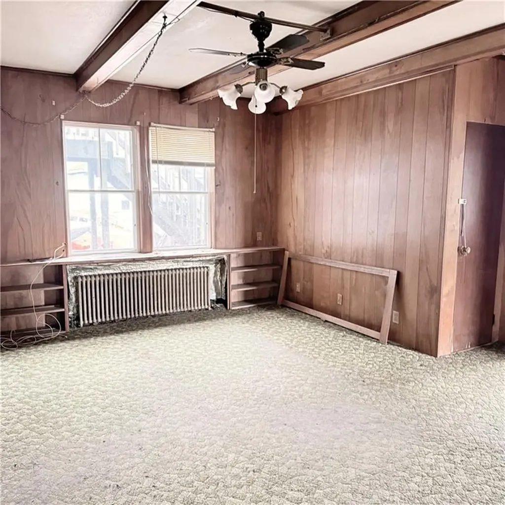 7 Shippee Avenue West Warwick RI 02893