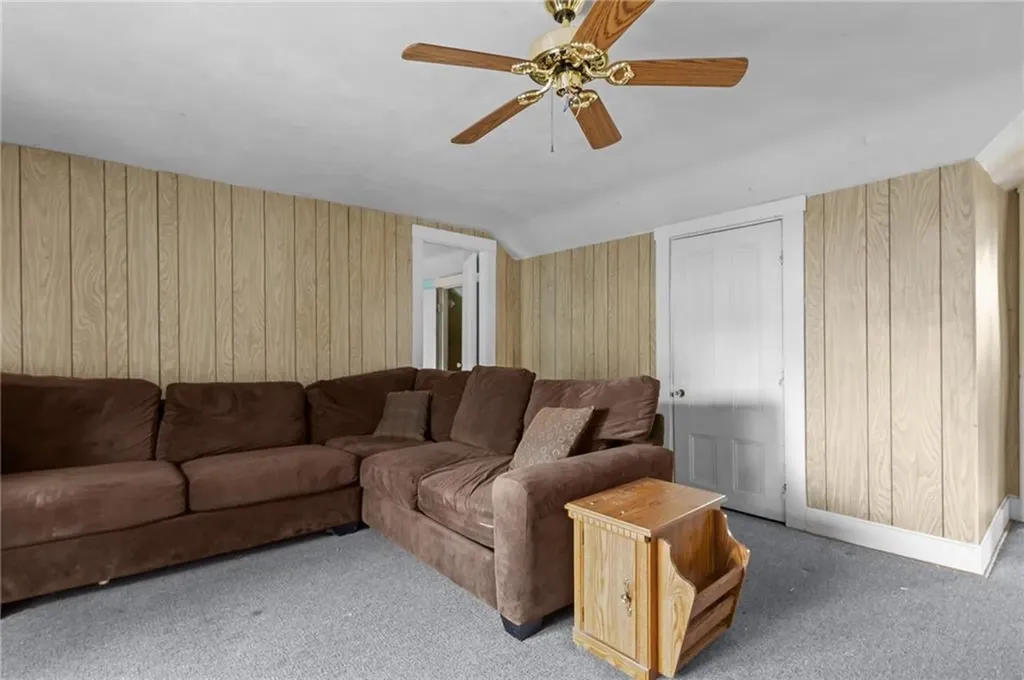 7 Shippee Avenue West Warwick RI 02893