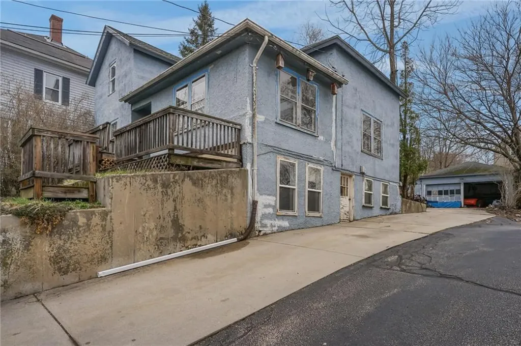 7 Shippee Avenue West Warwick RI 02893