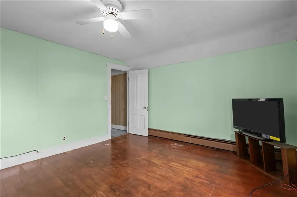 7 Shippee Avenue West Warwick RI 02893